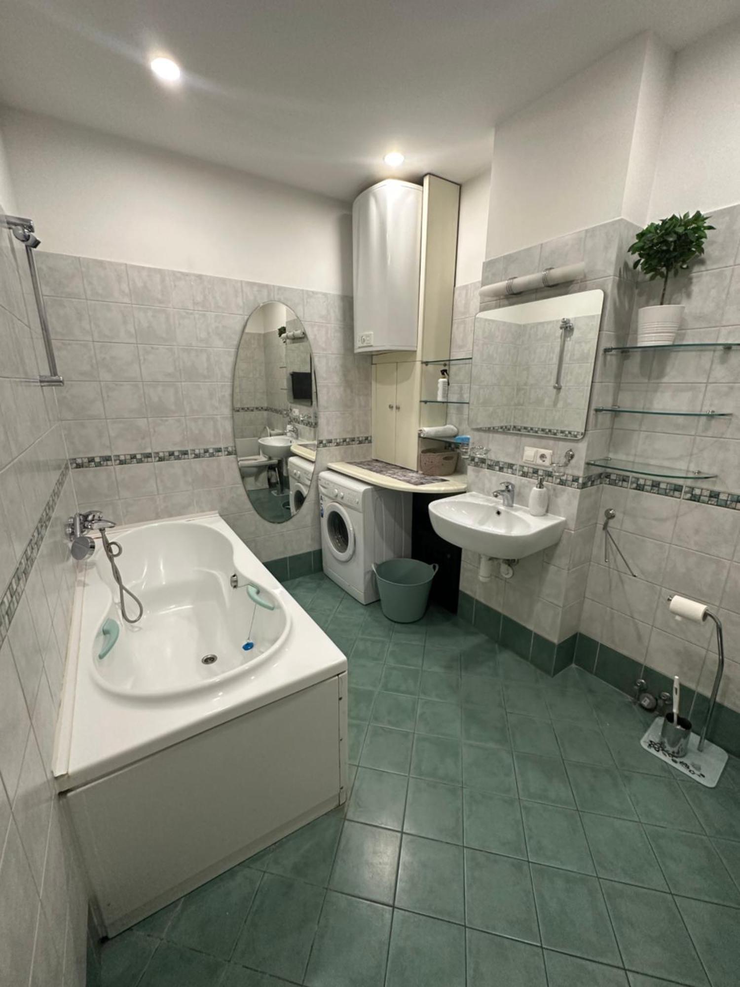 Old Town Apartment With Sauna Riga Esterno foto